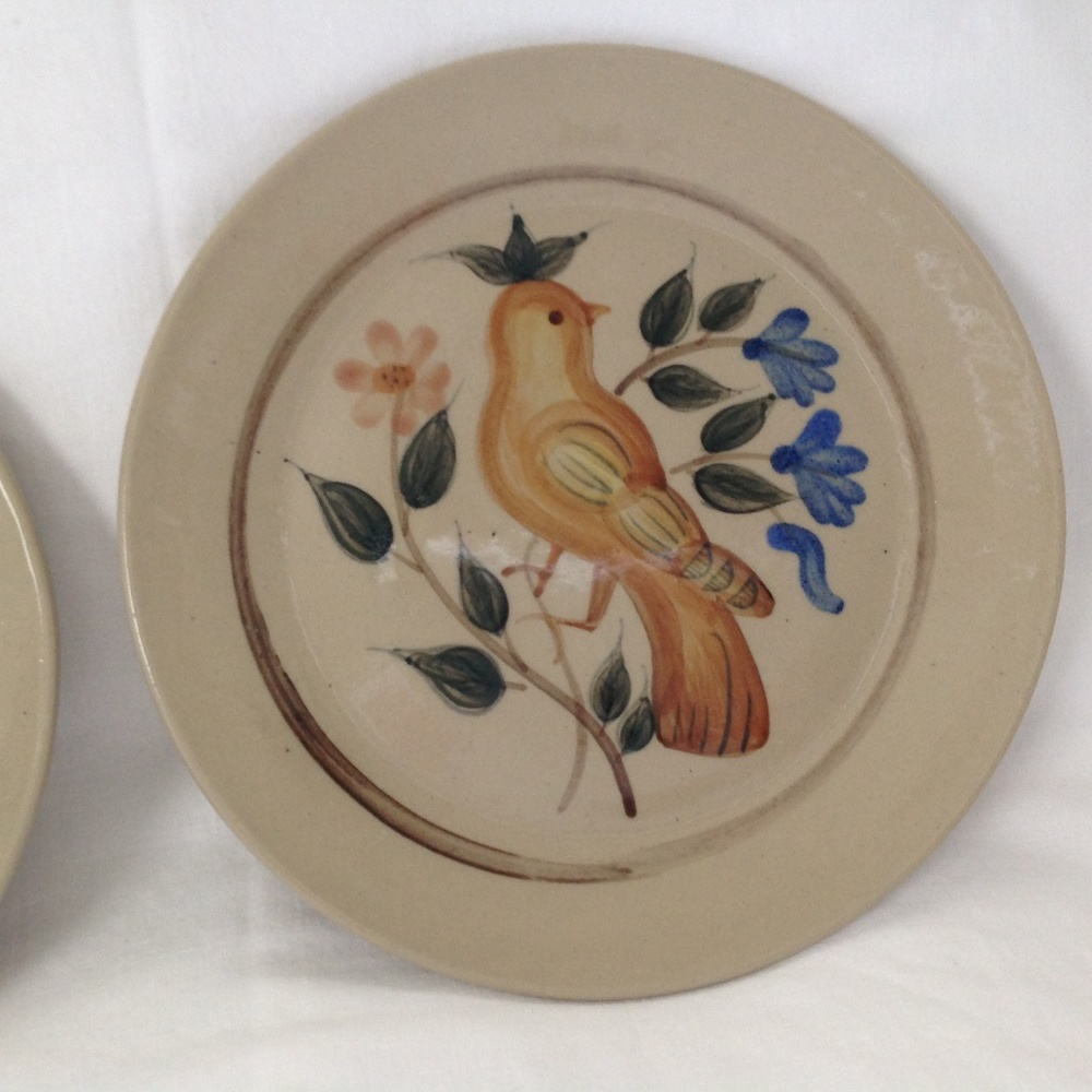 Beaumont Pottery decorative plates - Picture 3 of 4